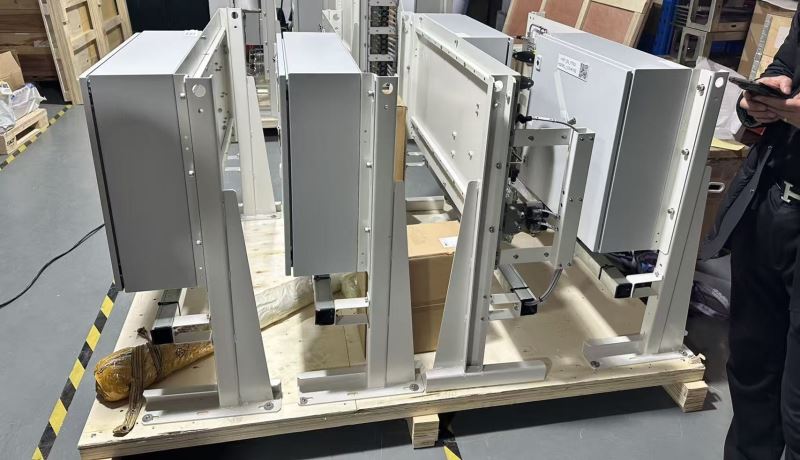 奔馳杜賽加油機潤滑項目